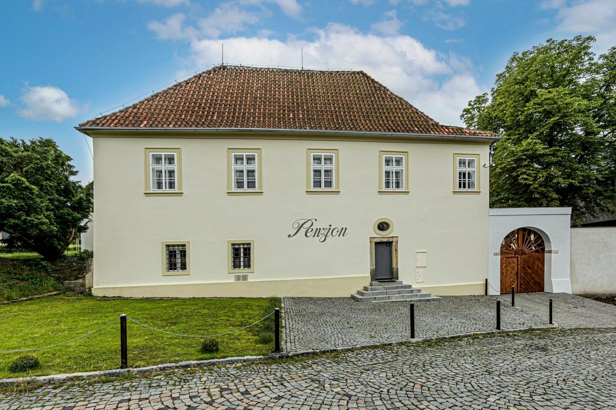 Penzion Popelka Roudnice nad Labem Buitenkant foto